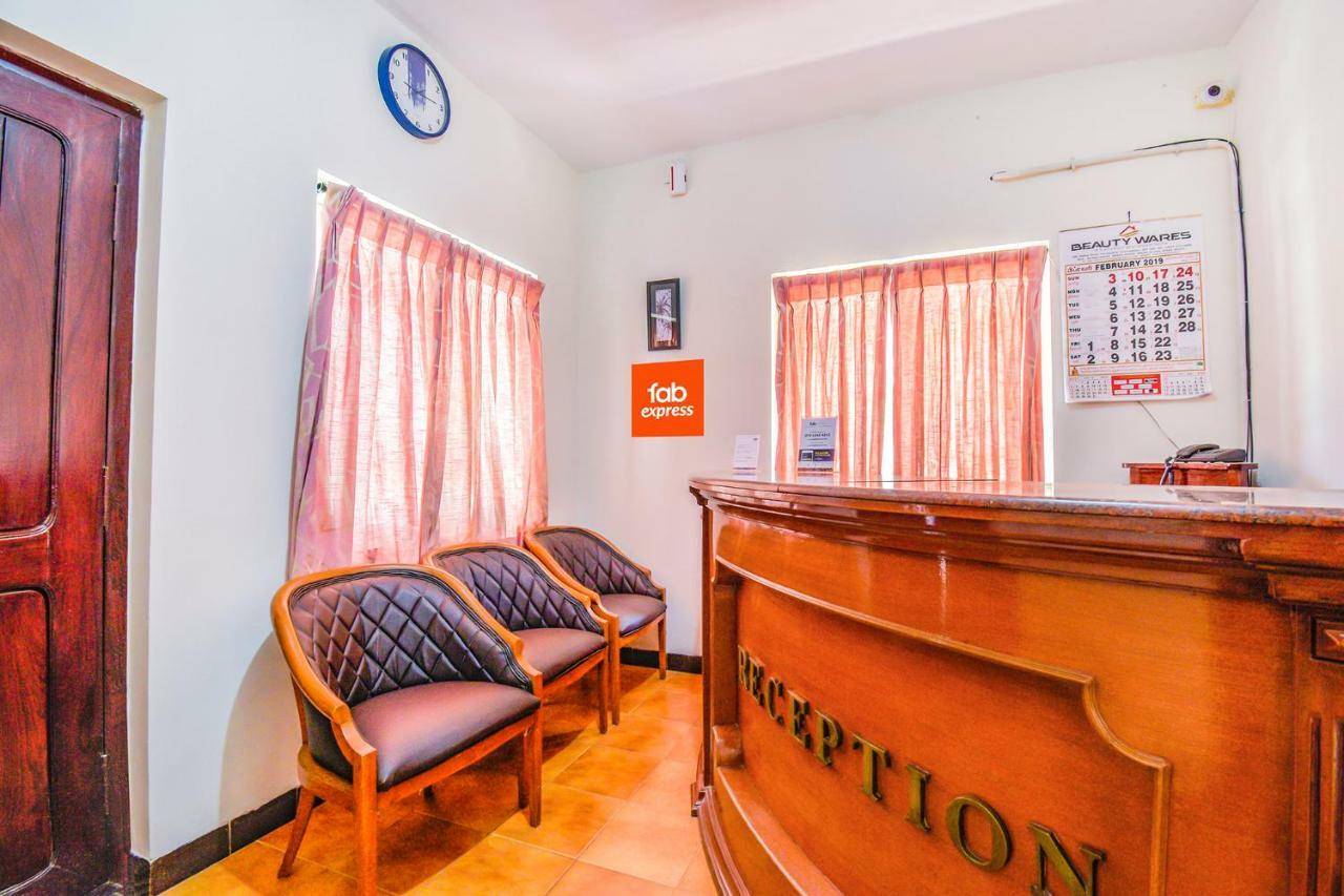 Fabexpress Wenlock Homes - Nr Government Rose Garden Ooty Bagian luar foto